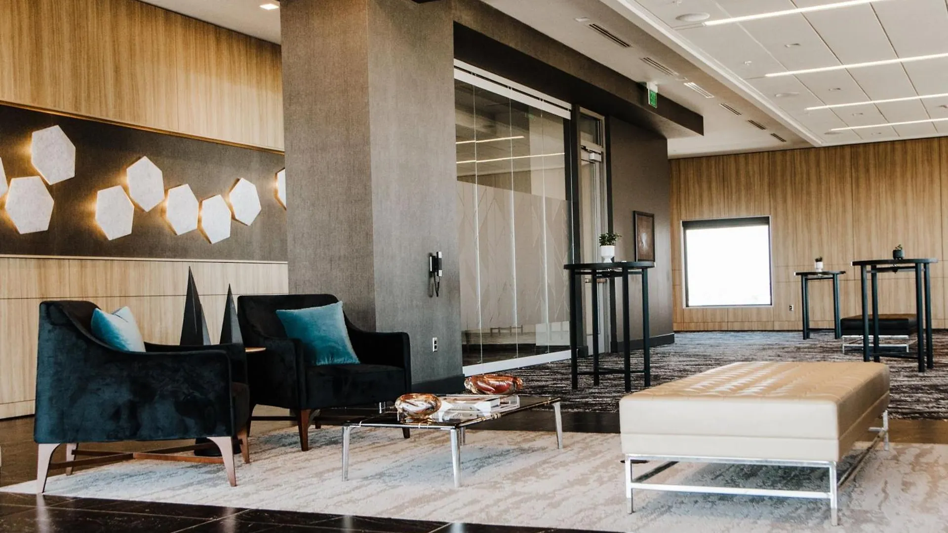 Ac Hotel By Marriott Columbus Downtown